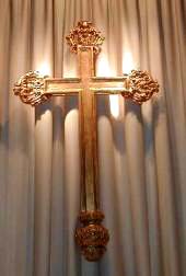 side altar cross